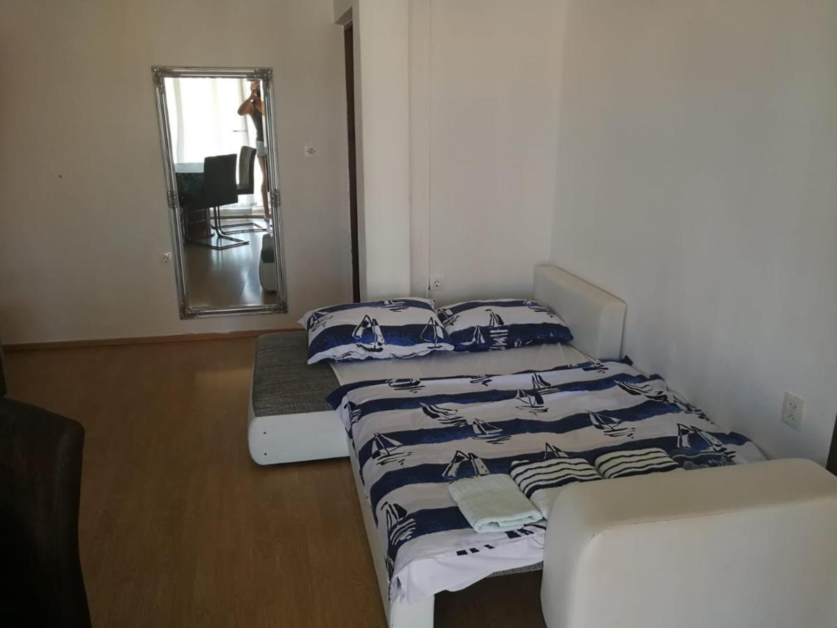 Apartmani Nea Биоград-на-Мору Экстерьер фото