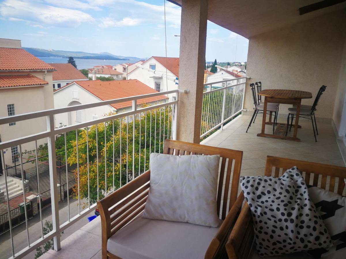 Apartmani Nea Биоград-на-Мору Экстерьер фото
